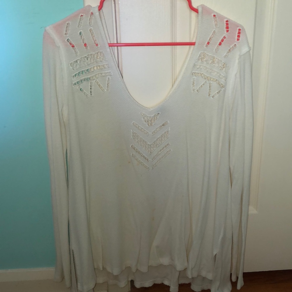 White long sleeve shirt